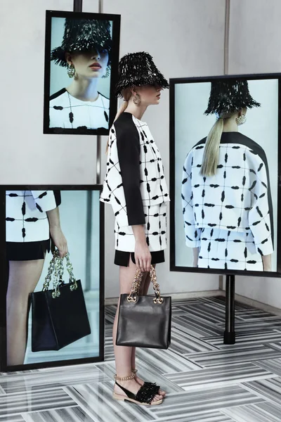 Look 17